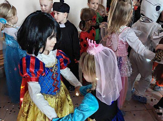 Karnawałowe szaleństwo w naszym przedszkolu